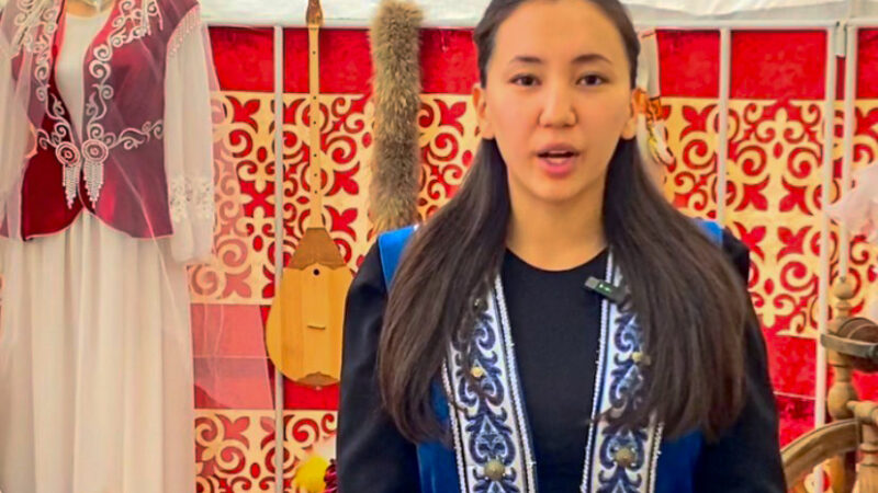 Историко-культурный центр Первого Президента поддерживает челлендж, посвященный Национальному дню домбры