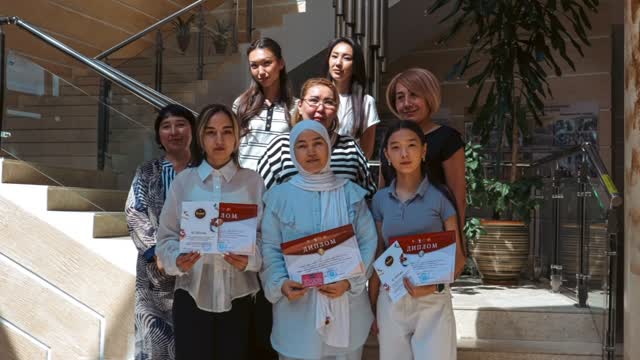 В Центре состоялось награждение победителей онлайн-конкурса «Өлең-сөздің патшасы, сөз сарасы», посвященного 180-летию Абая Кунанбаева