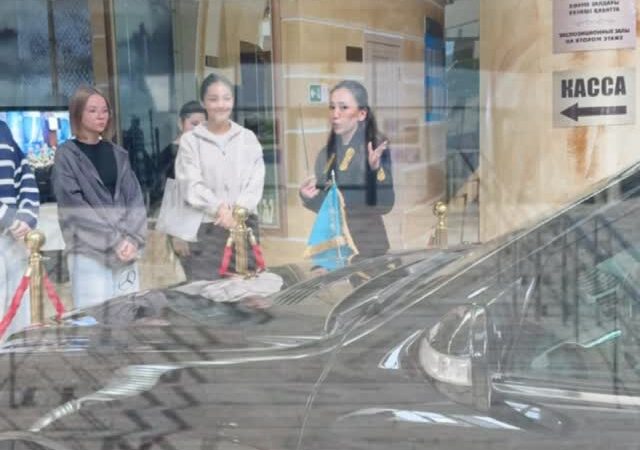 Орталықта әлеуметтік сала мамандықтарына және еріктілердің заманауи қоғамдағы маңызды рөліне арналған музей сабағы өтті